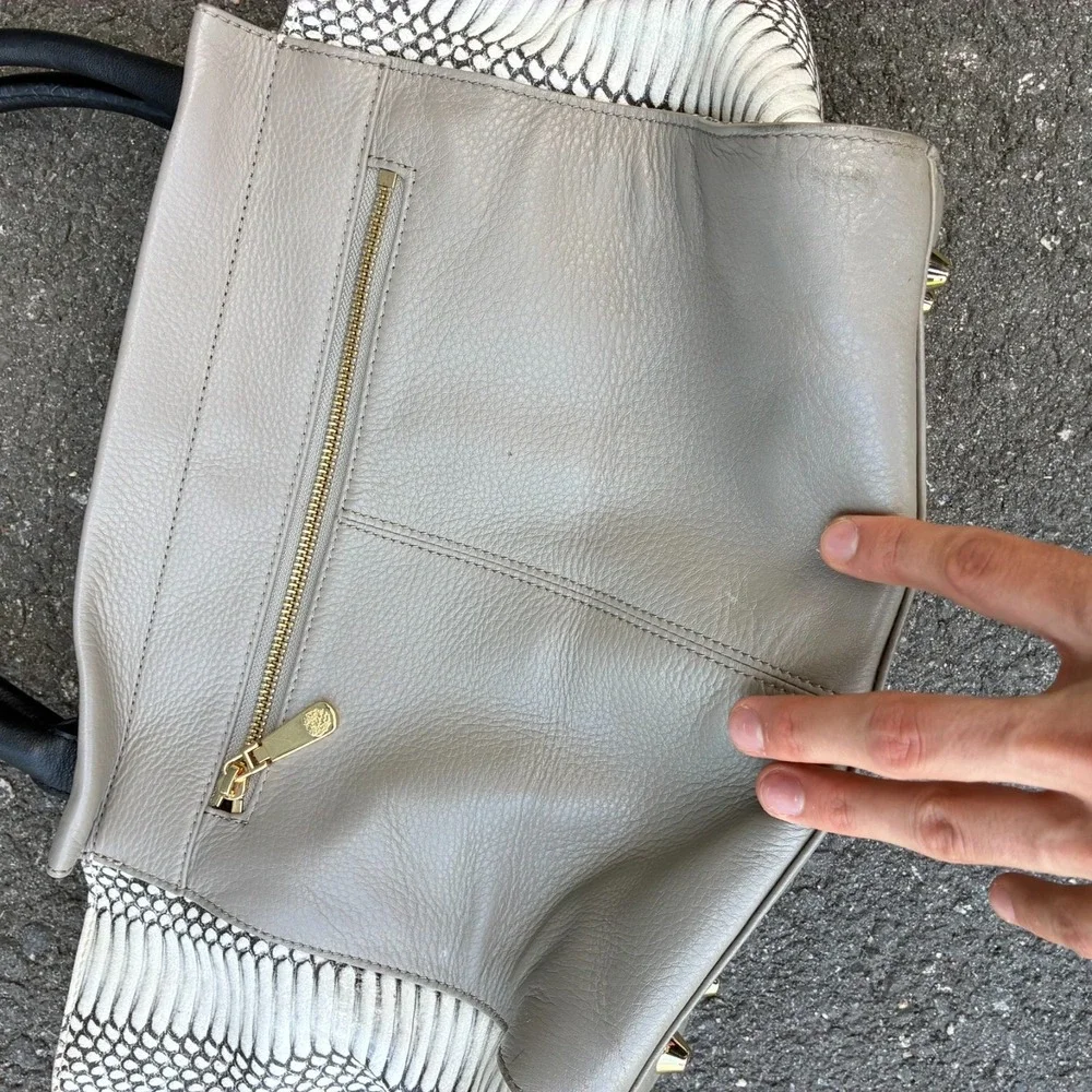 Vince Camuto vince camuto